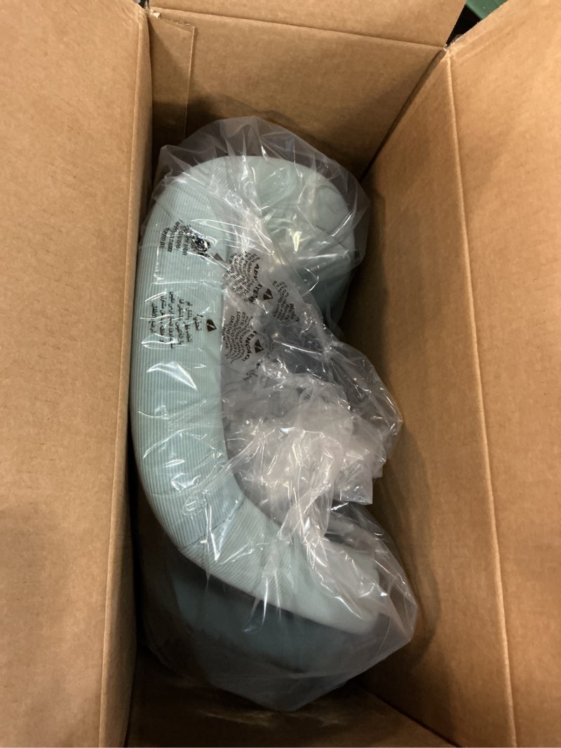 Condition photo showing Good Condition for britax highpoint backless belt-positioning booster seat, safewash green ombre highpoint green ombre