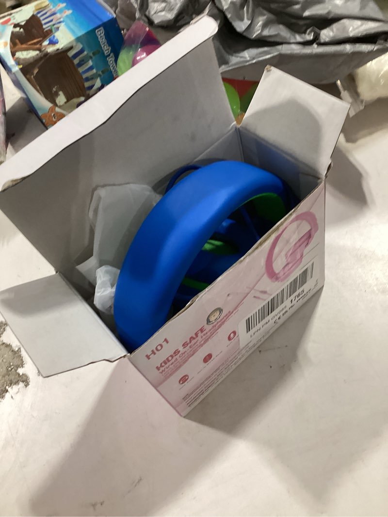 Condition photo showing Good Condition for blue headphones kids headphones,on-ear wired headphones for kids with mic,85/94db volume limiter headphone for girls boys children,3.5mm wired cord foldable headphone for learning&entertainment (blue)