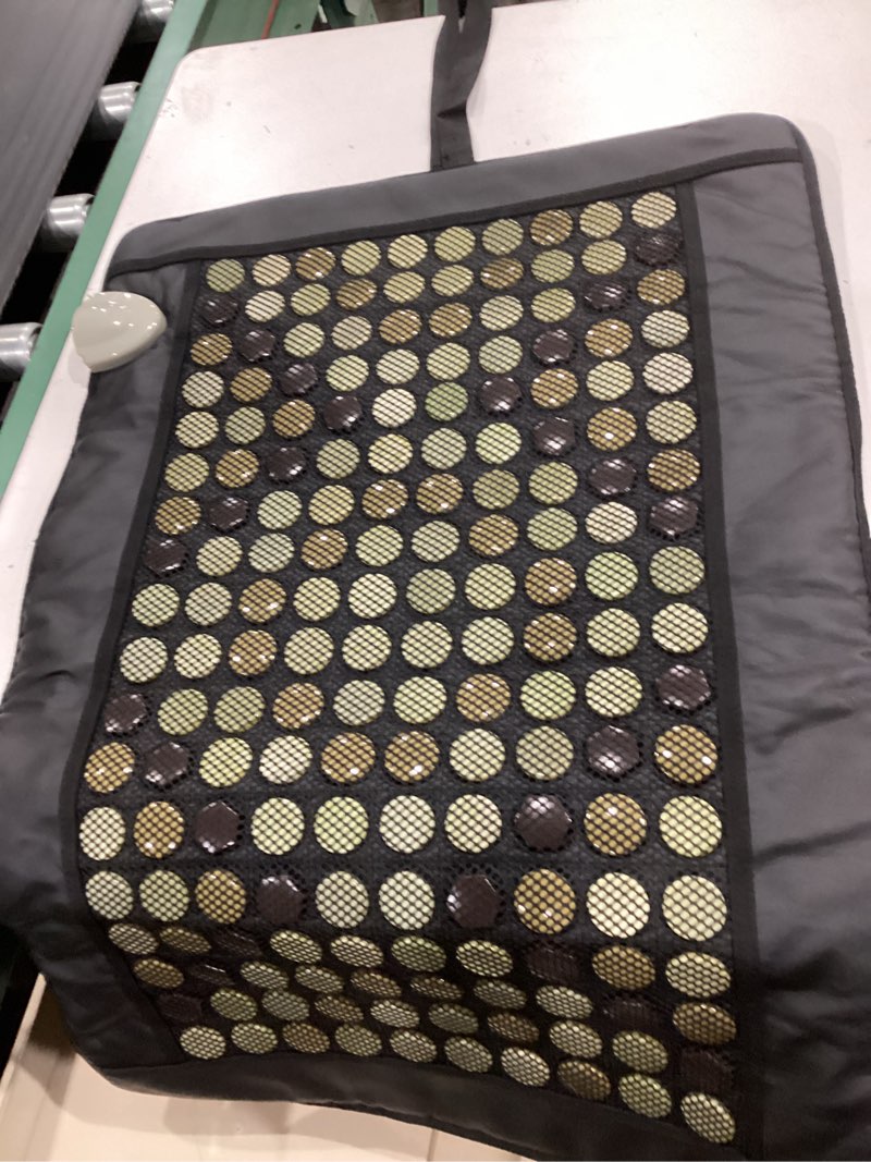 Condition photo showing Good Condition for utk heating pad for back, 5x deeper back pain relief, far infrared heating pad with natural jade, fsa-hsa eligible, hotter to 159?, 4h auto off, travel bag, memory function, 23.5"×16", gifts for women standard pack