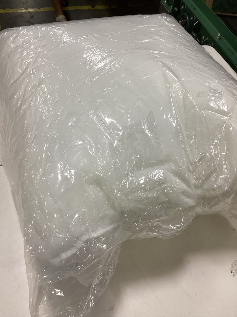 Condition photo showing New/Like New for Utopia Bedding Throw Pillows (Set of 4, White) – 16 x 16 Inches Down Alternative Pillows for Bed, Sofa, and Couch - Fluffy Decorative Stuffer Pillow for Indoors & Outdoors 16x16 Inch 4