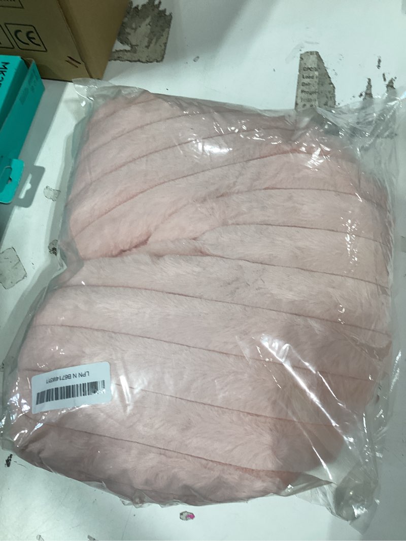 Condition photo showing New/Like New for 16 inch pink heart pillow decorative throw pillows, heart shaped soft fluffy faux fur cute pillows for women valentine anniversary couch bed bedroom room home decor aesthetic (1, pink, medium-16"x13") medium-16"x13" pink 1