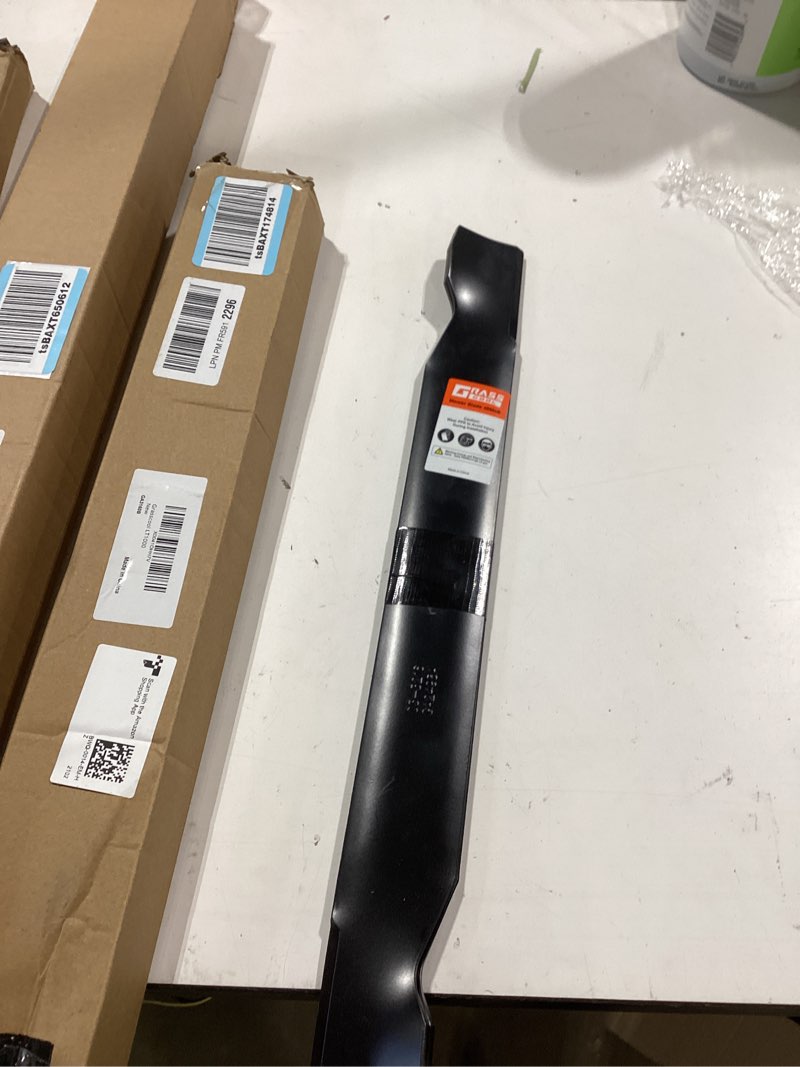 Condition photo showing Good Condition for grasscool 42 inch mower blades for craftsman lt1000 lt2000 t110 42'' zero turn riding repalce 138971 532138971 with 5-star mounting pattern