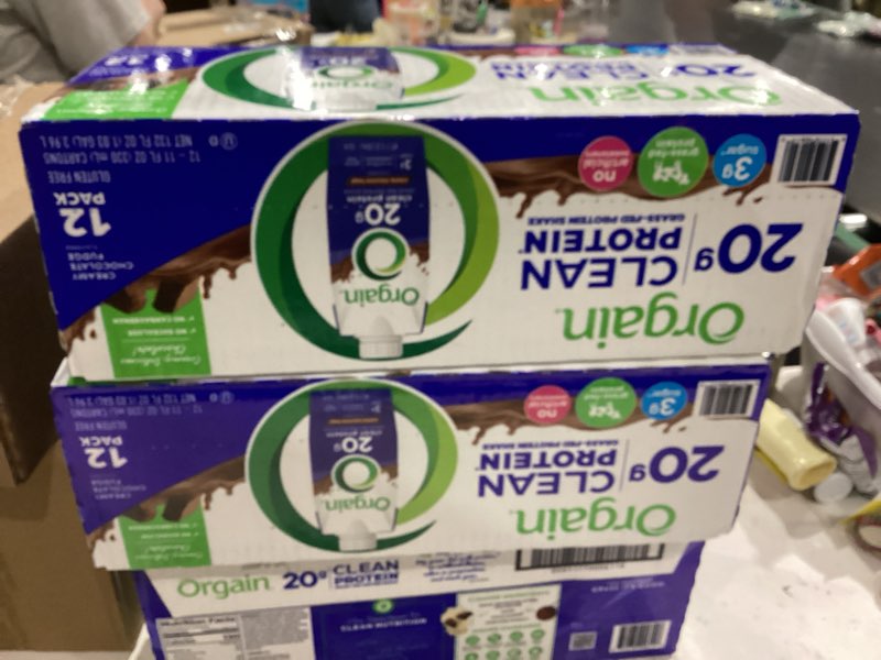 Condition photo showing New/Like New for Orgain Clean Protein Shake, Grass Fed Dairy, Creamy Chocolate Fudge - 20g Whey High Protein, Kosher, Ready to Drink, Low Net Carbs, Gluten Free, No Soy Ingredients, 11 Fl Oz (Pack of 12)