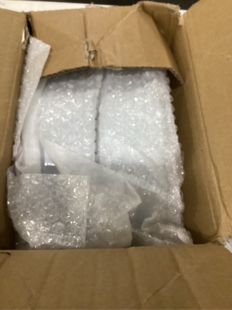 Condition photo showing Good Condition for (only comes with 100 plates)100pcs white plastic plates with gold rim, disposable heavy duty plastic plate, 100 dinner plates for party and wedding