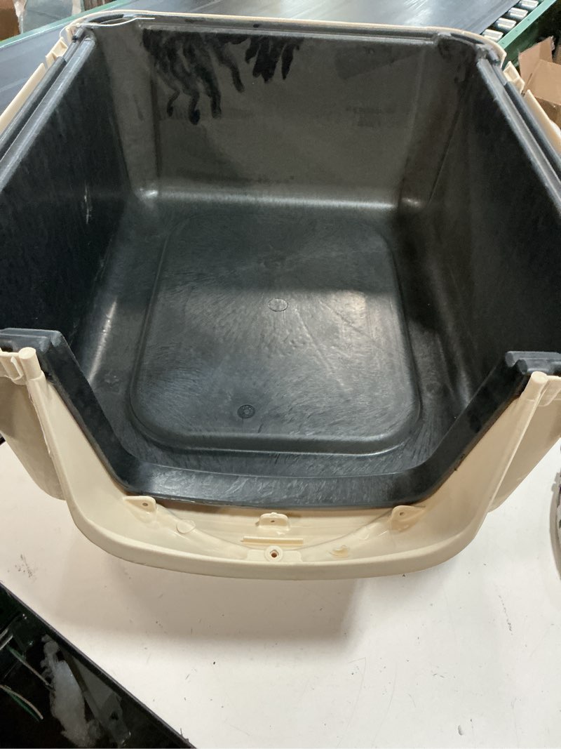 Condition photo showing Good Condition for petmate barnhome 3 plastic outdoor dog house  small  for pets 15-25 lb  tan