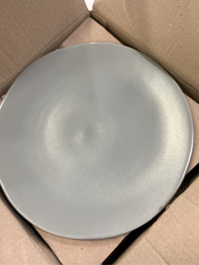 Condition photo showing Good Condition for fortessa vitraluxe dinnerware heirloom matte finish dinner plate 10.75-inch, smoke, set of 4 smoke 10.75" plate