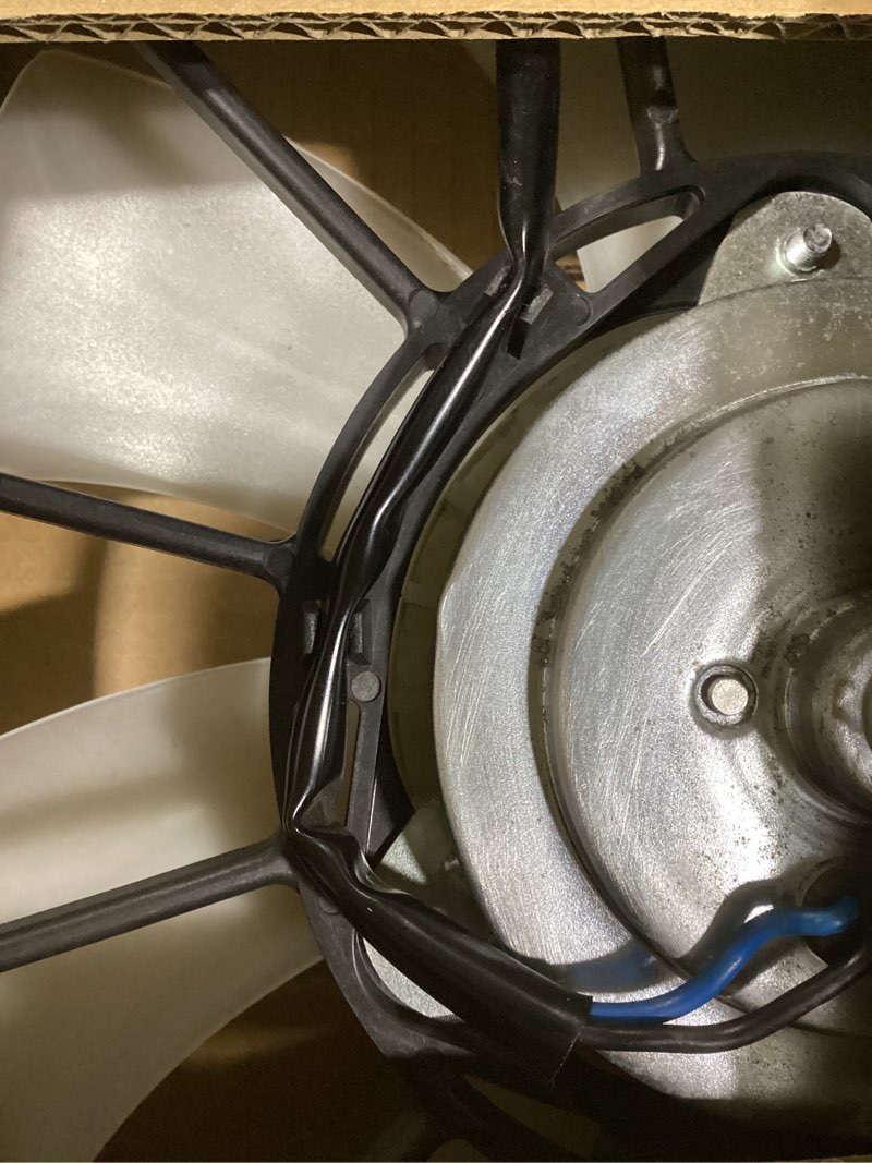 Condition photo showing Good Condition for radiator cooling fan compatible with 2010-2011 cr-v 2.4l l4 replace for 38611pna003 38615reza01 38616reza01 621-444 honda 2010-2011 cr-v 2.4l