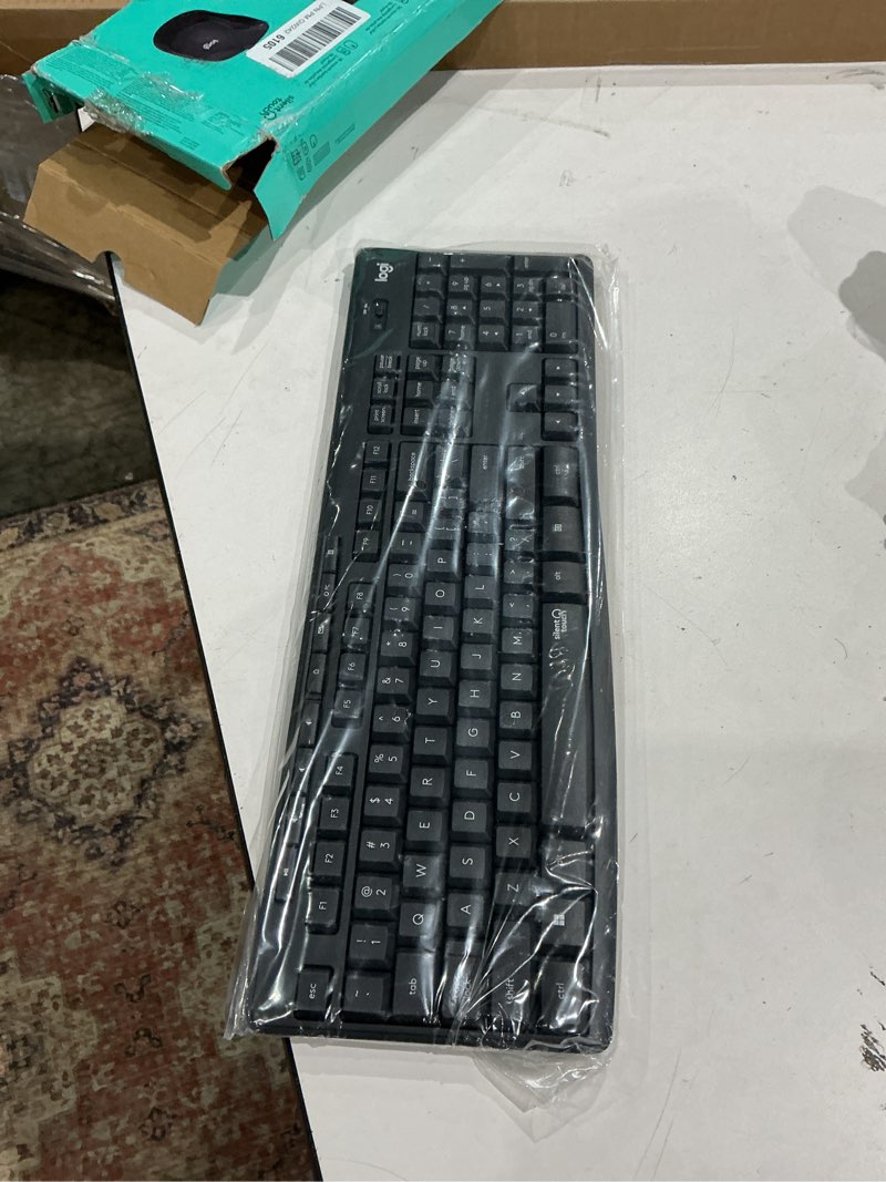 Condition photo showing Good Condition for incomplete logitech mk295 wireless mouse & keyboard combo with silenttouch technology, full numpad, advanced optical tracking, lag-free wireless, 90% less noise - graphite