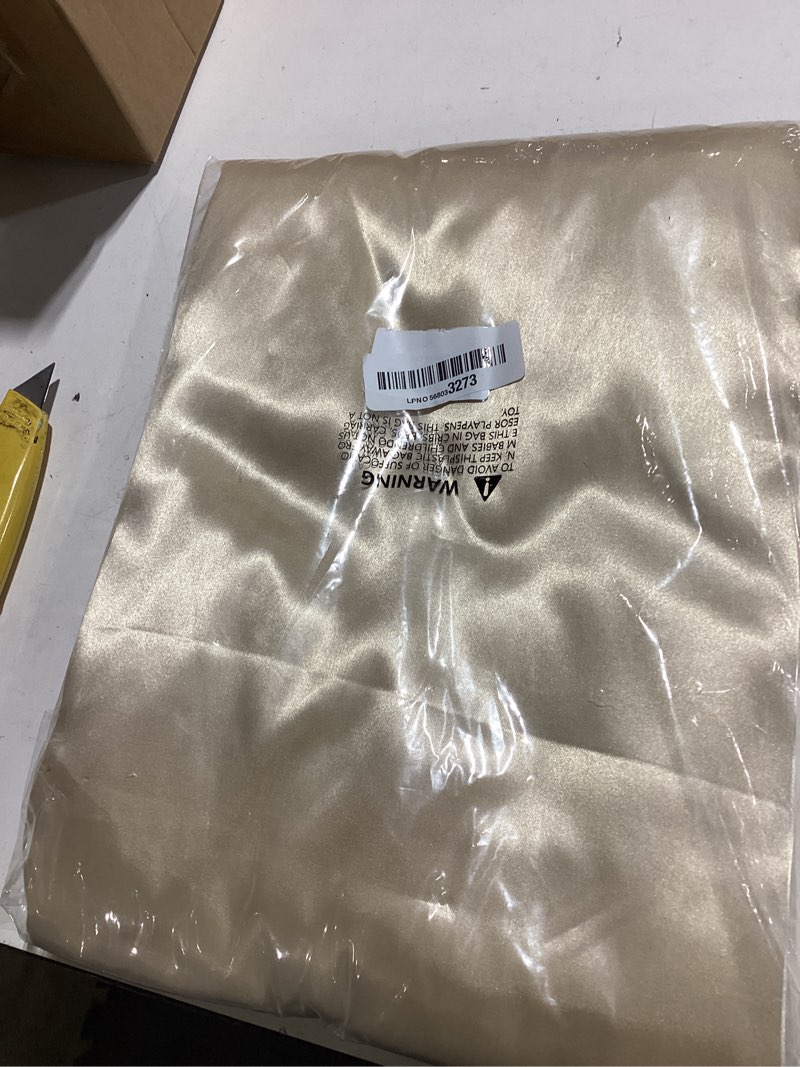 Condition photo showing Good Condition for turstin 4 packs champagne satin tablecloth 102 x 58 inch overlay satin table cover rectangle bright silk tablecloth smooth fabric table decoration for wedding banquet party events champagne 4
