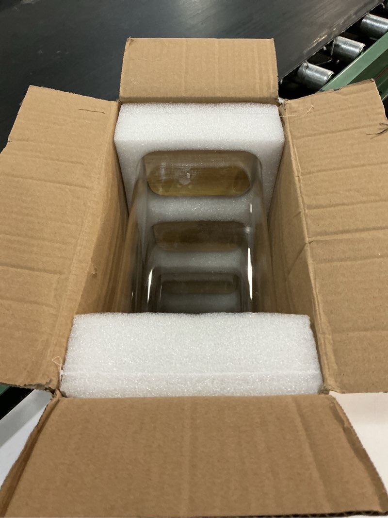 Condition photo showing Good Condition for d2scrma 64oz rectangle airtight glass storage containers with bamboo lids (set of 3), square food storage jar, pantry organizers for cereal, flour, pasta and coffee beans (?with black lable) 64oz*3