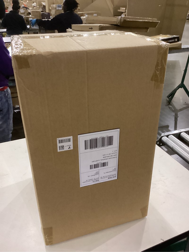 Condition photo showing New/Like New for West Bend Stir Crazy Movie Theater Popcorn Popper, Gourmet Popcorn Maker Machine with Nonstick Popcorn Kettle, Measuring Tool and Popcorn Scoop for Popcorn Machine, 4-Qt., Red