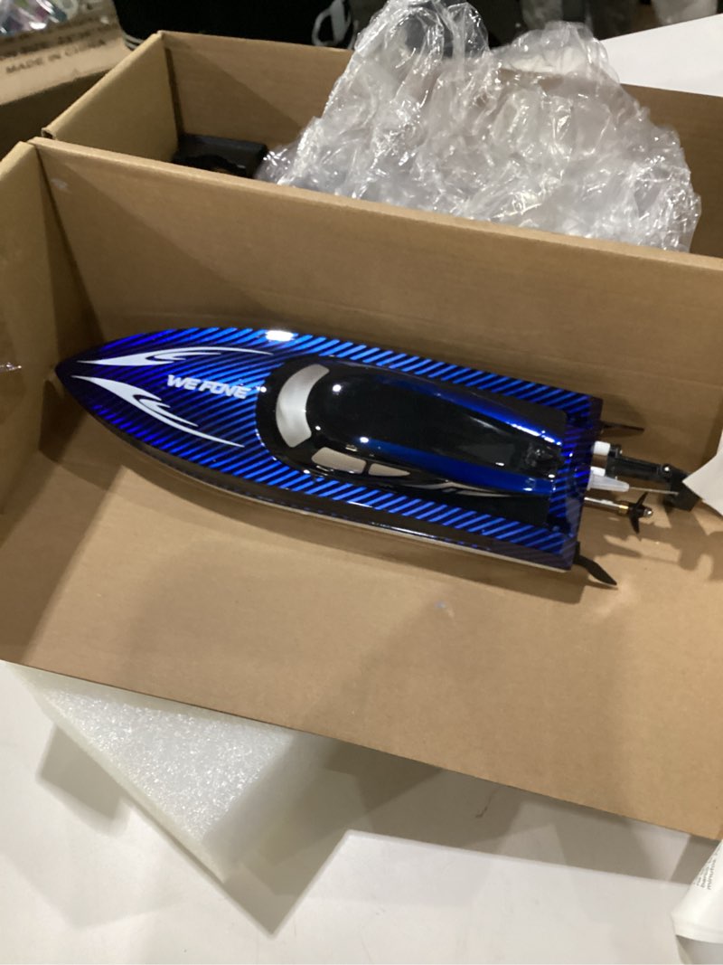 Condition photo showing Good Condition for pro boat recoil 2 18" brushless heatwave rtr prb08053t2