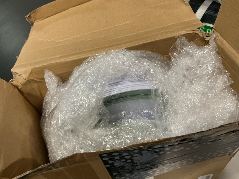 Condition photo showing Good Condition for hushee 60 pcs green plastic plates set for wedding party guests green and white floral pattern dish 10.25" dinner 7.5" dessert plates disposable for banquet dinner bridal shower green floral patterns
