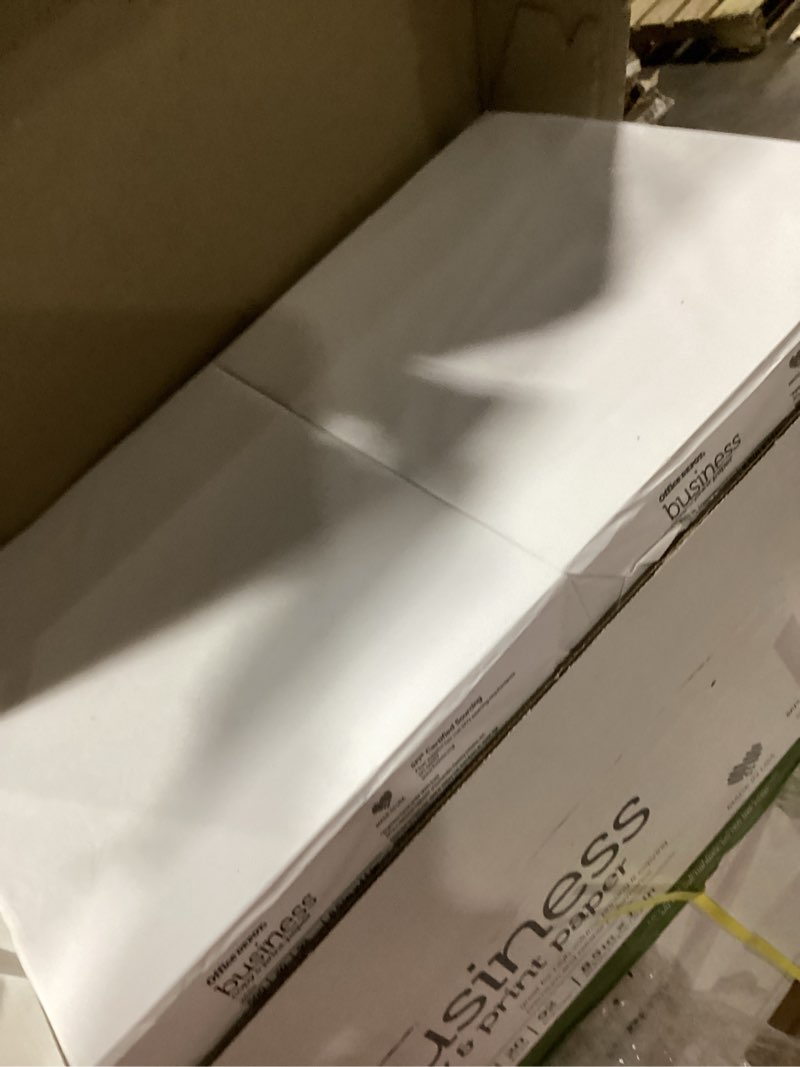 Condition photo showing Good Condition for similar to boise x-9 multi-use copy paper  8.5  x 11  letter  92 bright white  20 lb.  10 ream carton (5 000 sheets)