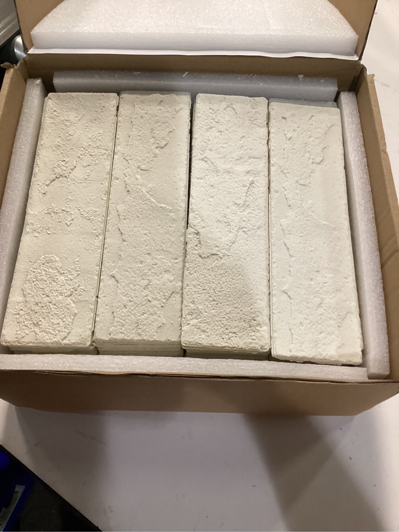 Condition photo showing Good Condition for 100 Old Town White Faux Brick Wall Tiles, 3D Thin Brick Veneers for Bedroom, Bathroom, Kitchen, Fireplace and Fence Wall Panels (14.2 sq ft) 100 Pieces, 8.66"x2.36"x0.15" White