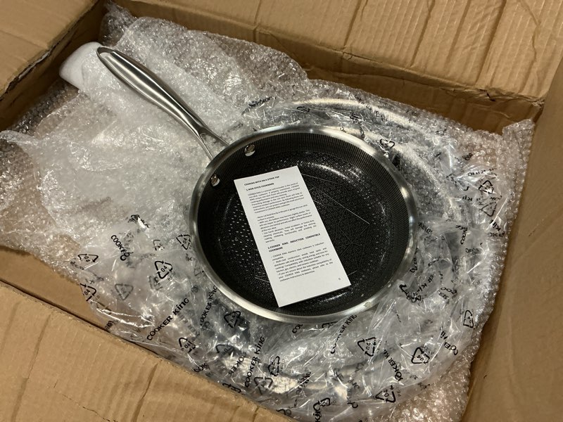 Condition photo showing Good Condition for COOKER KING Stainless Steel Pans Set of 3 (8+10+12 Inch), Nonstick Frying Pans, Induction Pan Set, Chef's Pan, Skillets Dishwasher & Oven Safe, Stay-Cool Handles, Compatible with All Cooktops Stainless Steel 8 10 12 Inch