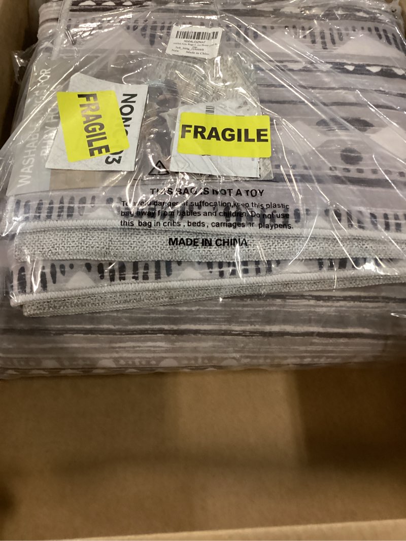 Condition photo showing Good Condition for cotiled 7x9 Area Rug for Living Room, Washable Non-Slip Large Area Rug, Indoor Floor Carpet Low Pile