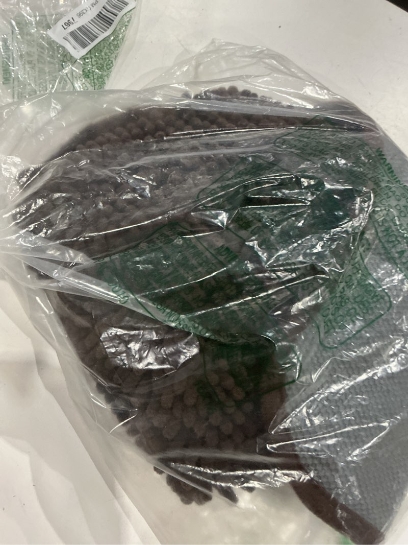Condition photo showing Good Condition for olanly dog door mat for muddy paws 24x16, absorbs moisture and dirt, absorbent non-slip washable doormat, quick dry chenille mud mat for dogs, entry indoor entryway carpet for inside floor, brown brown solid 24" x 16"