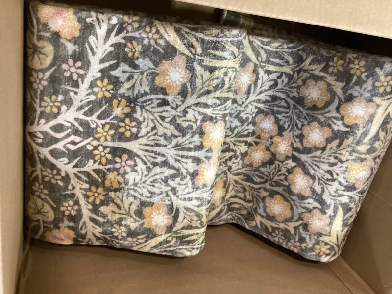 Condition photo showing Good Condition for hugear 3x8 runner rug hallway vintage brown machine washable retro floral low pile carpet vacuumable distressed long throw rug bedroom office bathroom kitchen laundry non slip soft lightweight retro | brown 3' x 8' (runner)