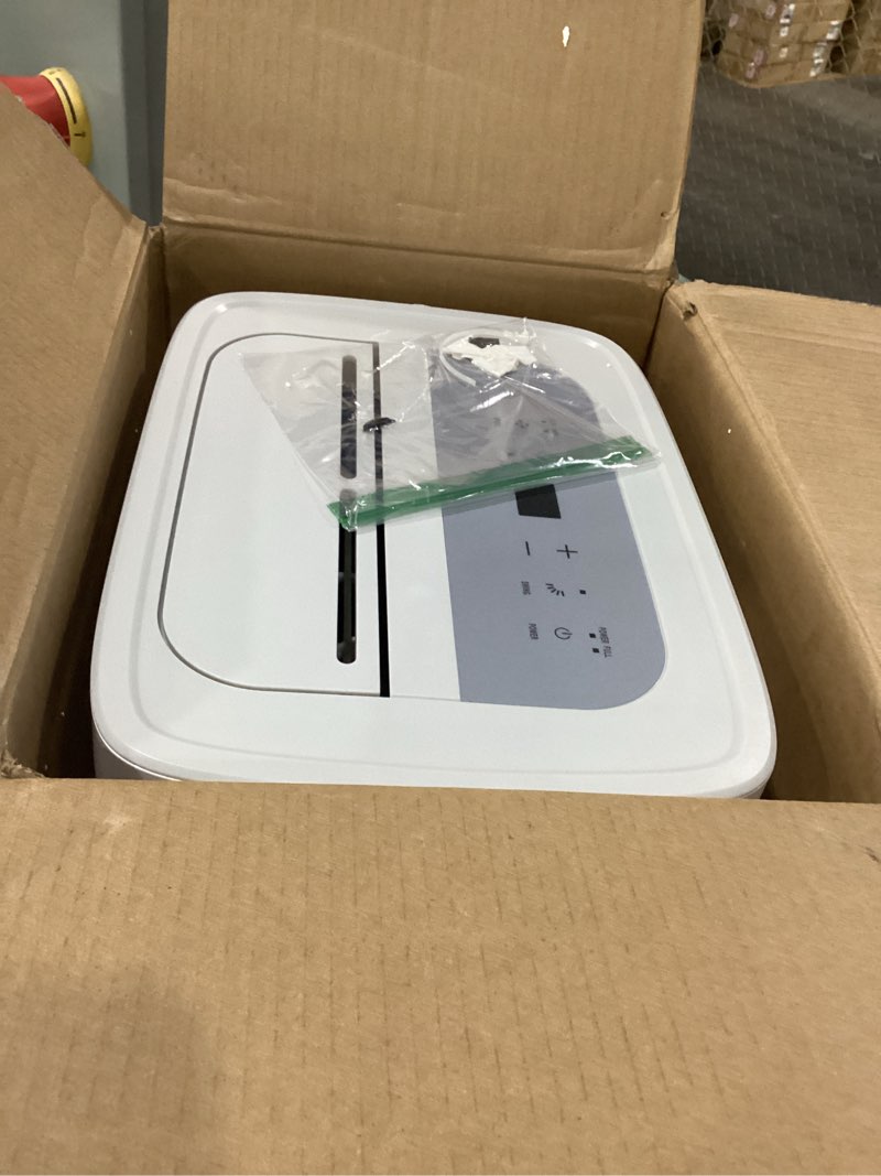 Condition photo showing Good Condition for used not tested waykar 80 pints 2025 energy star dehumidifier for spaces up to 5,000 sq. ft for basement and home, large room with drain hose and 1.14 gallons water tank 80 pints 5000 sq. ft