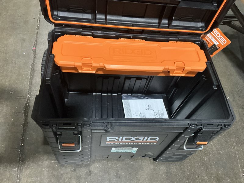 Condition photo showing Good Condition for possibly used 2.0 pro gear system 25 in. all terrain rolling tool cart