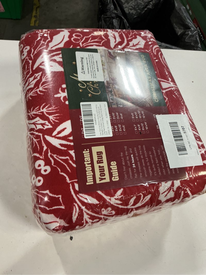 Condition photo showing New/Like New for purecozy christmas area rug 6x9 for living room green washable non slip rug soft low pile large carpet xmas deer holiday decor throw rug for office dining room bedroom 6' x 9' (rectangular) deer | green (color may vary ours is red)
