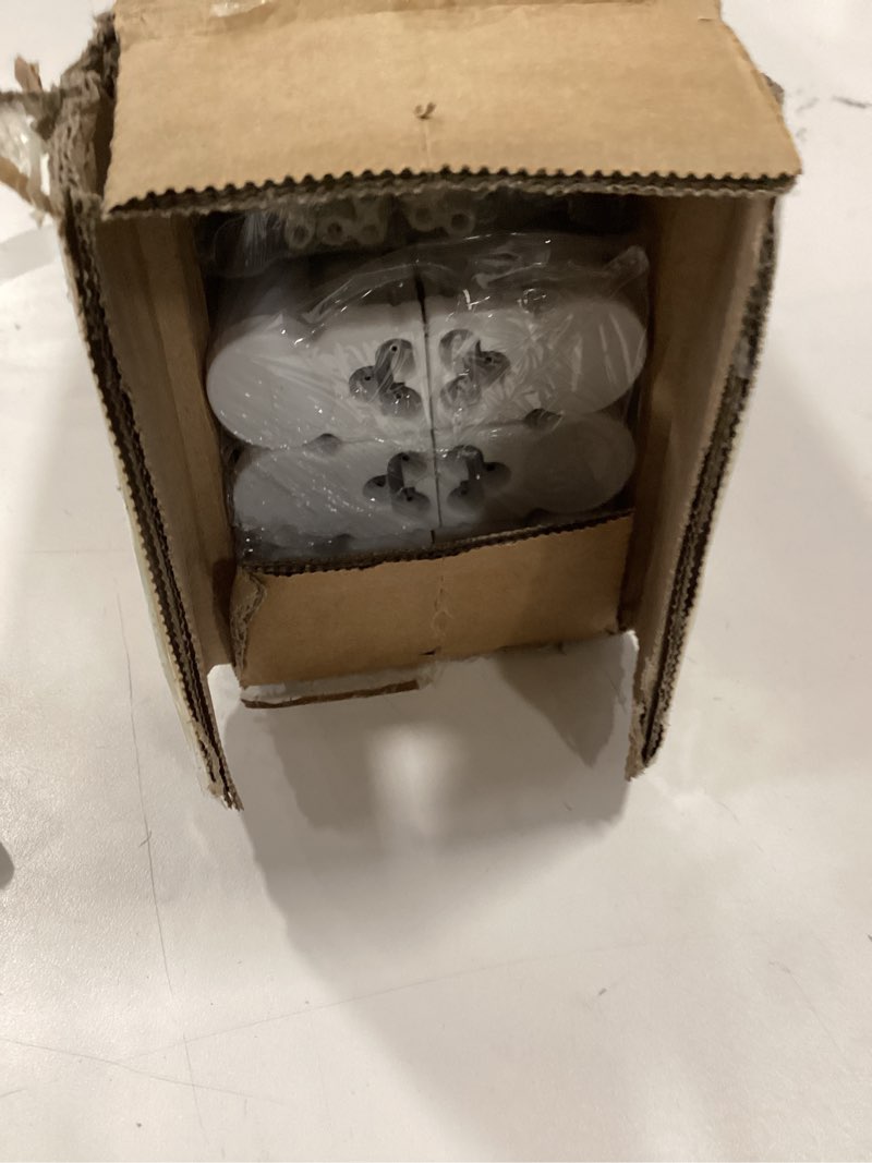 Condition photo showing New/Like New for Barrina (6 Pack LED T5 Integrated Single Fixture, 4FT, 2200lm, 6500K Super Bright White, 20W Utility LED Shop Light, Ceiling and Under Cabinet Light, Corded Electric with ON/Off Switch, ETL Listed 6500k Super Birght Light 4 Feet