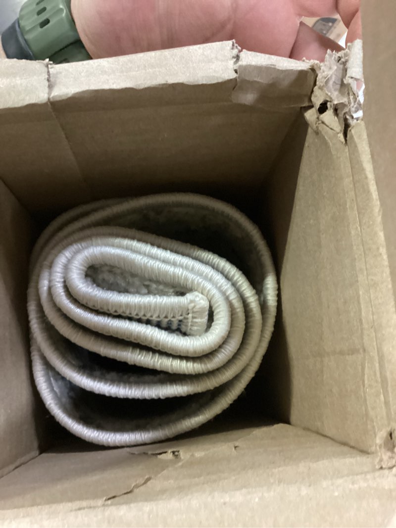 Condition photo showing Good Condition for JONATHAN Y MOH101B-4SQ Moroccan Hype Boho Vintage Diamond 4' Square Area Rug, Bohemian, Southwestern, Casual, Transitional, Pet Friendly, Non Shedding, Stain Resistant, Easy-Cleaning, Cream/Gray