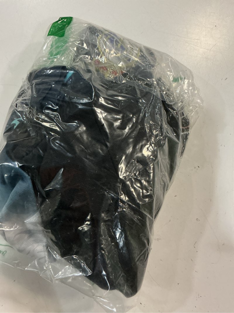 Condition photo showing Good Condition for #7 special limited edition kids soccer jersey shirts football futbol socks gift set youth sizes white 30 (12-13 years)