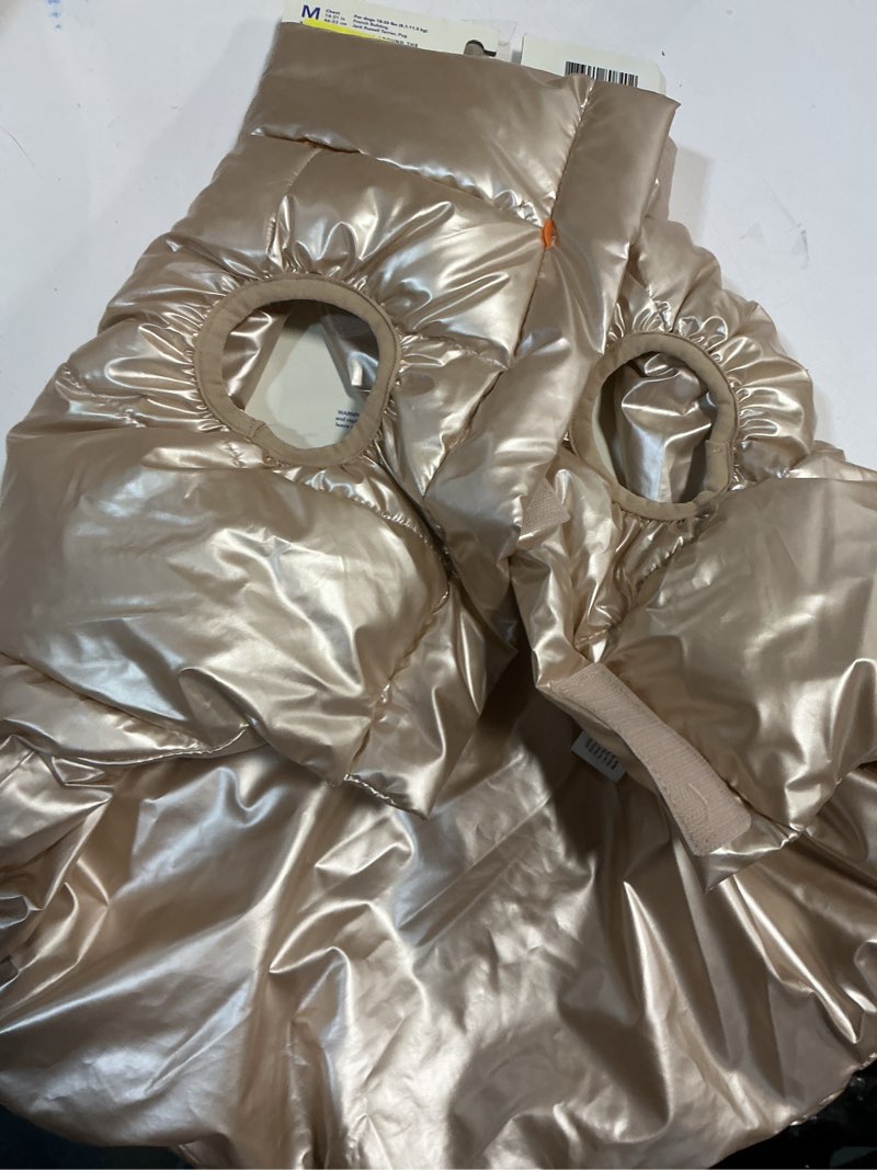 Condition photo showing Good Condition for oodles white quilted bubble hem fall dog jacket (size medium)