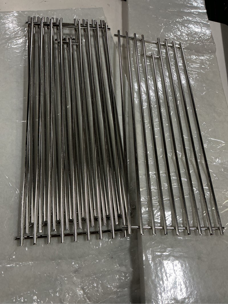 Condition photo showing Good Condition for cooking grate - solid stainless steel rod - (19in. x 7-3/4in.) - turbo (pack of 4) 