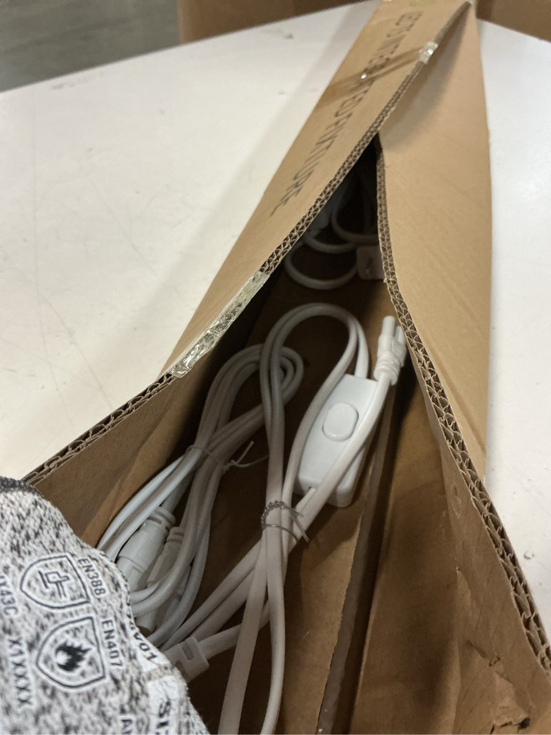 Condition photo showing Good Condition for (2 Pack 4FT T5 LED Shop Light,6500K,20W,2300LM(Super Bright White) Linkable LED Integrated Fixture,Garage Ceiling and Cabinet Light,Strip Light,Corded Electric with ON/Off Switch