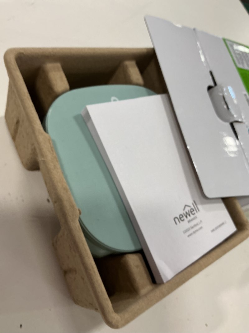 Condition photo showing Good Condition for dymo letratag 200b bluetooth label maker, compact label printer, connects through bluetooth wireless technology to ios and android, includes 1 white paper label tape, daydream blue daydream blue starter kit