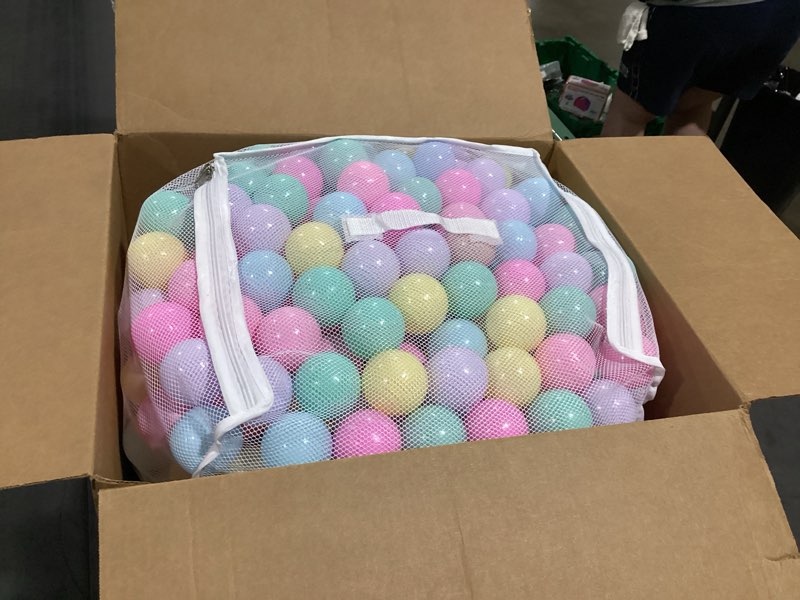 Condition photo showing Good Condition for amazon basics bpa free crush-proof plastic ball, pit balls with storage bag, toddlers kids 12+ months, pack of 400 balls, 6 pastel colors 400 balls pastel colors