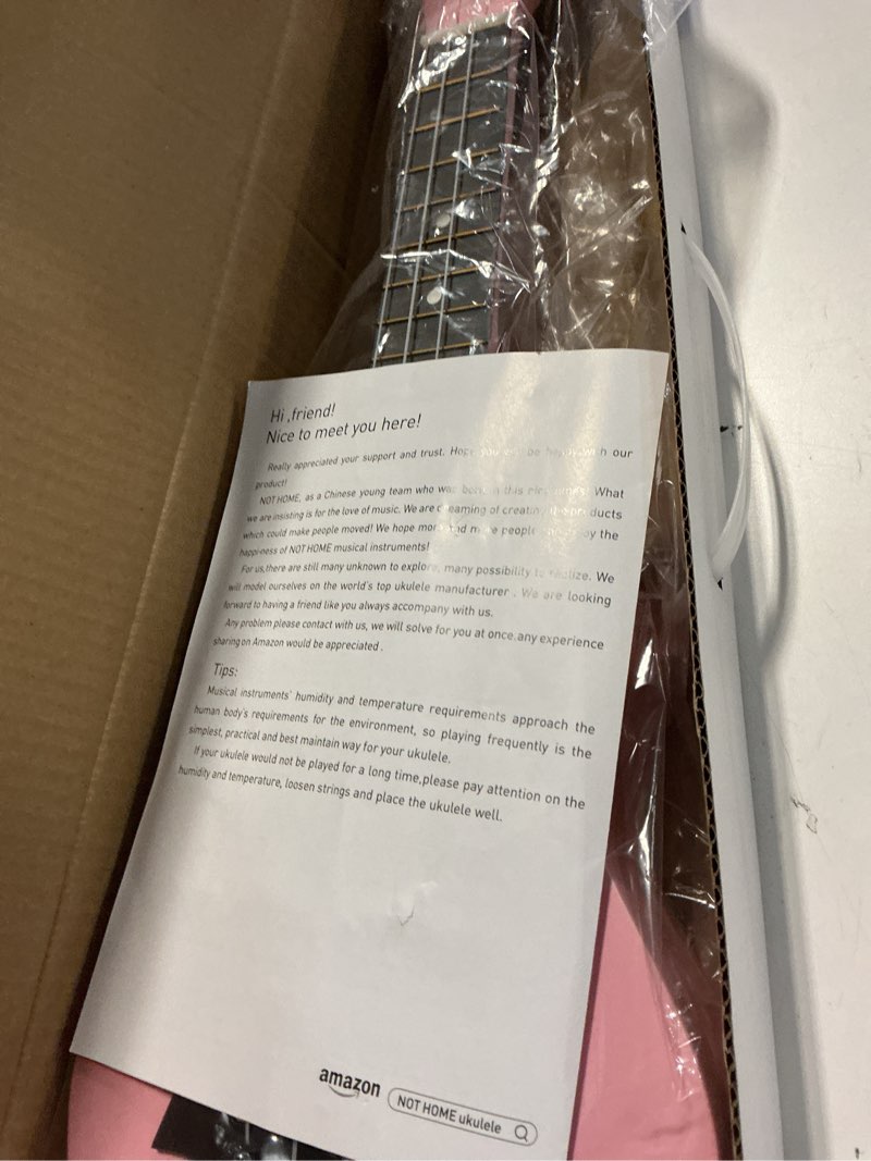 Condition photo showing Good Condition for Soprano Ukulele for Beginners, Hawaiian Ukulele 21 Inch Basswood,4 - Strings Guitar Ukulele for kids Adult Student, Pink Soprano Pink