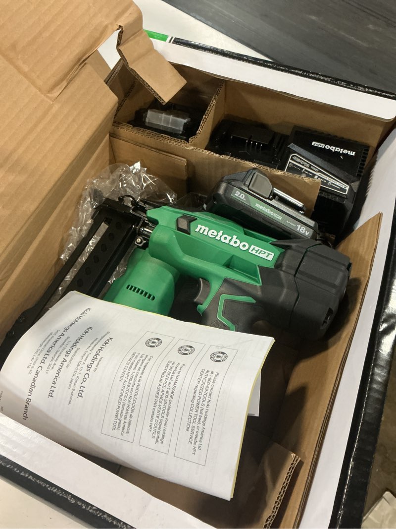 Condition photo showing Good Condition for metabo hpt multivolt 18-gauge 1/4-in narrow crown finish stapler