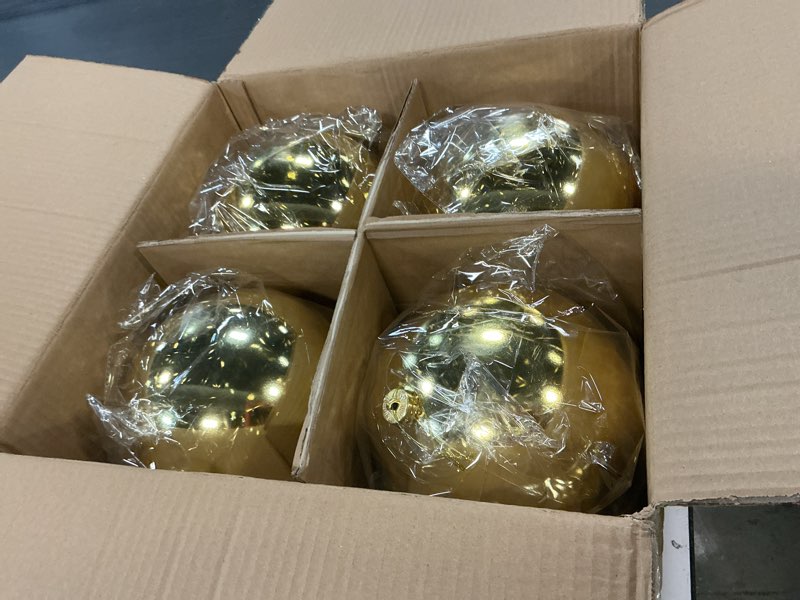Condition photo showing Good Condition for Zubebe 4 Pcs Extra Large Christmas Ball Ornaments 8'' (200 Mm) Giant Oversized Plastic Xmas Ball Big Hanging Christmas Tree Ornaments for Holiday Party Outdoor Decor(gold ) 8\\\" gold 