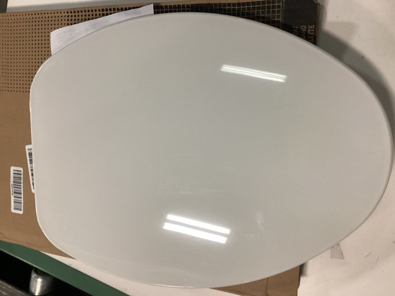 Condition photo showing Good Condition for Bemis 170 Durable Plastic Toilet Seat, Elongated, White