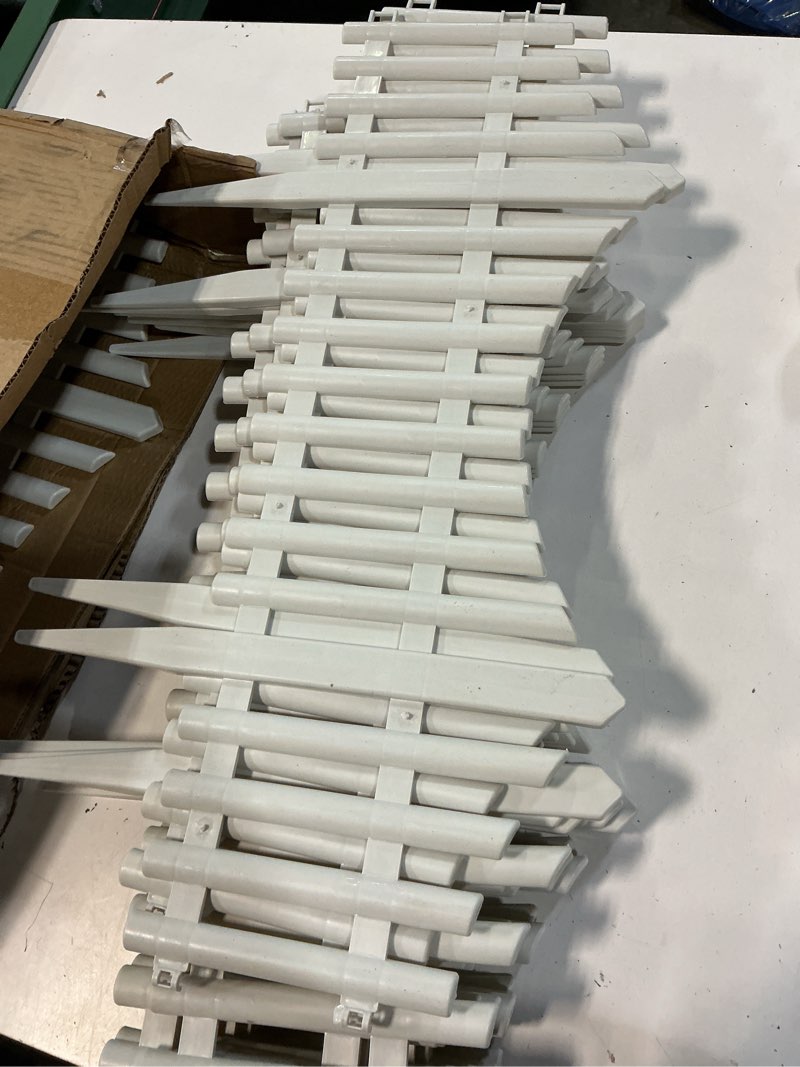 Condition photo showing Good Condition for 12pcs white plastic decorative garden fence panel 13 in x 24 in each for patio landscape vegetable bed