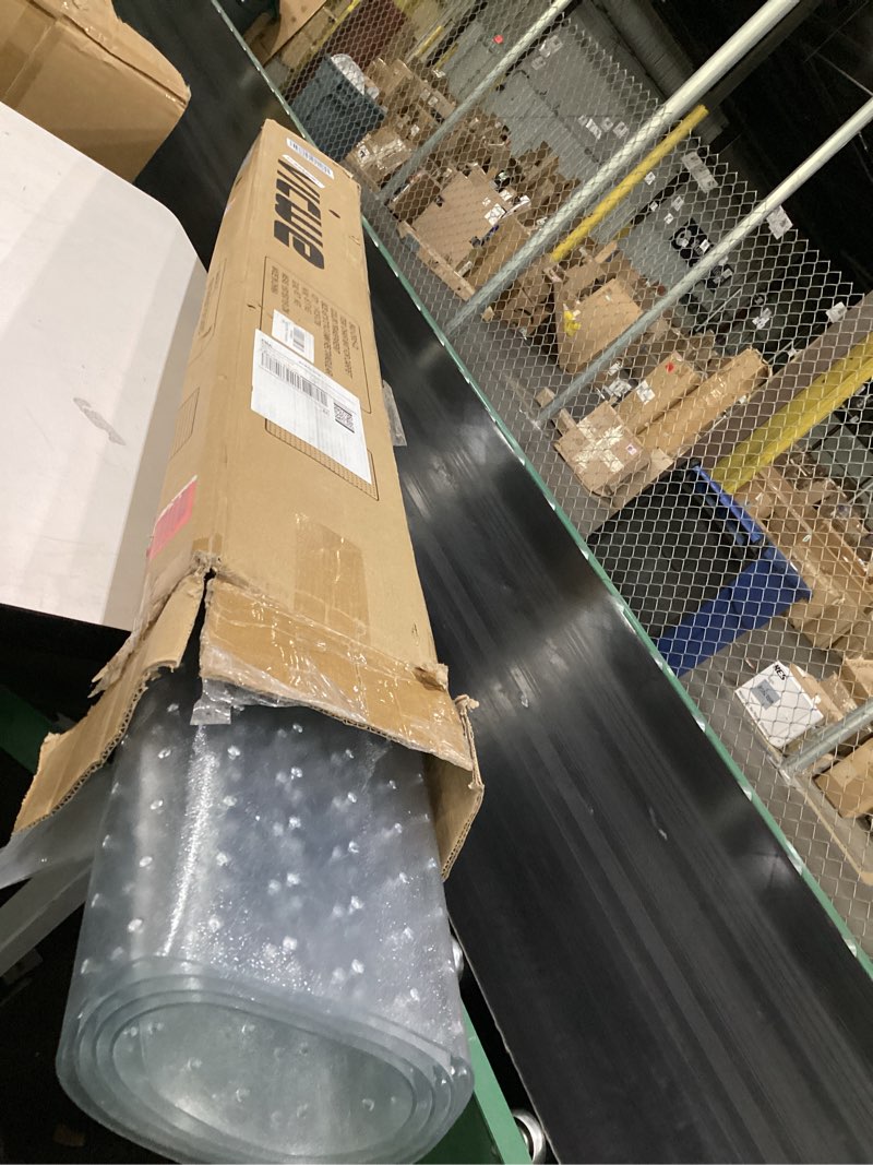 Condition photo showing Good Condition for vicwe large office chair mat for carpeted floors?72"x46" rectangle desk chair mats with studs for low and no pile carpeted floors, easy glide computer desk chair mat for home & offices 72" x 46" (for low-pile carpet) transparent