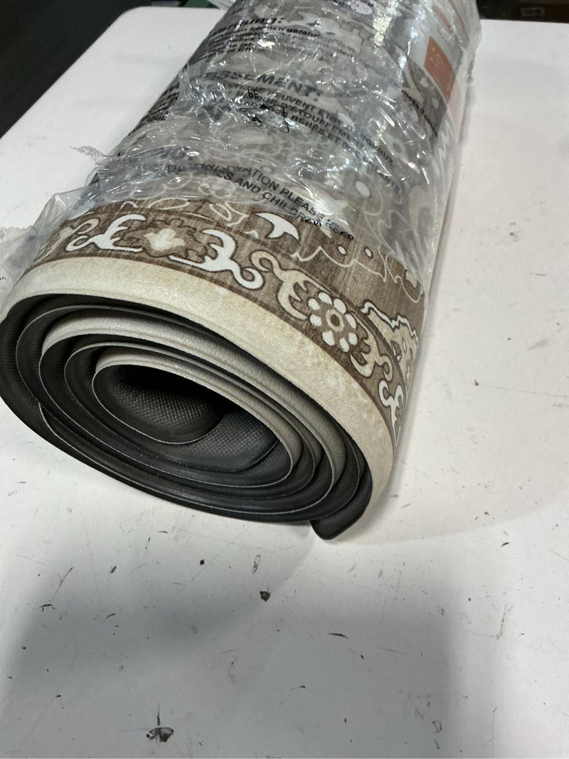 Condition photo showing Good Condition for Ileading Anti Fatigue Kitchen Rugs Sets of 2 Cushioned Kitchen Mats for Floor Waterproof Kitchen Mat Set Non Slip Comfort Standing Mat for Kitchen, Office, Sink, Laundry