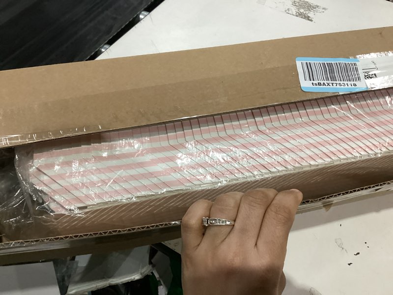 Condition photo showing Good Condition for restaurantware paper food box 50 count 30 oz leakproof paper lunch box greaseproof food container tab-lock design 5.1 x 4.1 x 2.6 inches recyclable pink pink & white 30 oz / #1