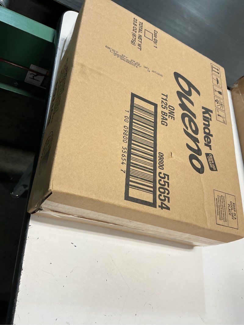 Condition photo showing New/Like New for (Similar)(Best by AUG/ 30/2026)Kinder Bueno Mini Milk Chocolate Bars with Hazelnut Filling, Chocolate Candy Bars for Game Day, Foot