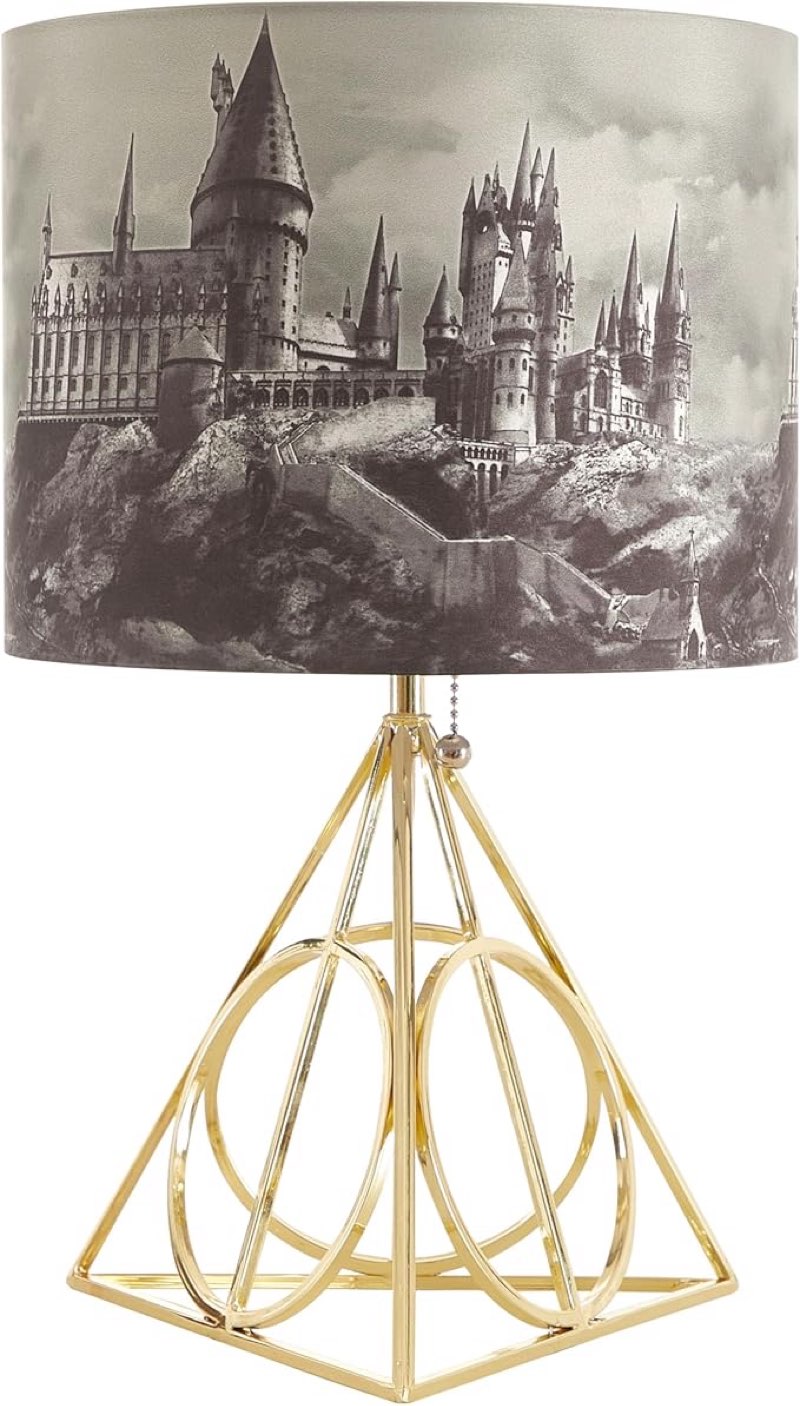 idea nuova harry potter figural table lamp – 16" tall gold wire base with printed hogwarts shade, decorative kids desk or nightstand lamp for bedroom, playroom, or study area