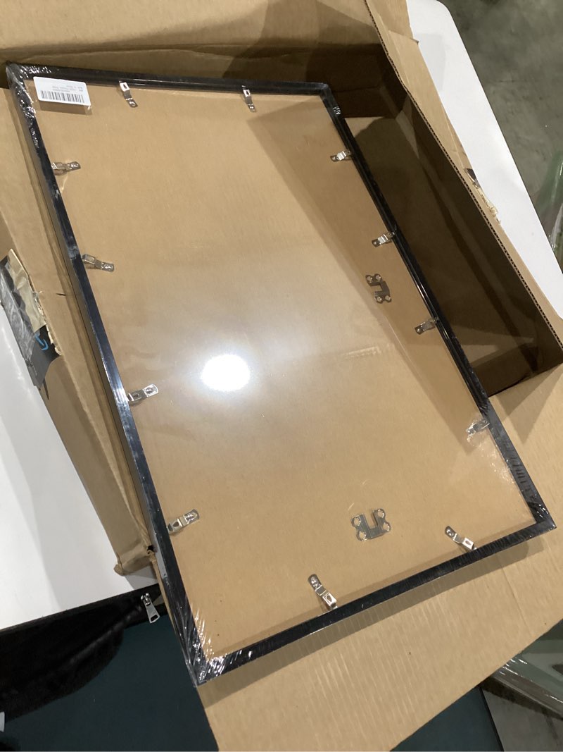 Condition photo showing Good Condition for mennthui 14x22 black picture frame, wall mounting horizontally or vertically, decoration for photos, paintings, posters, artwork