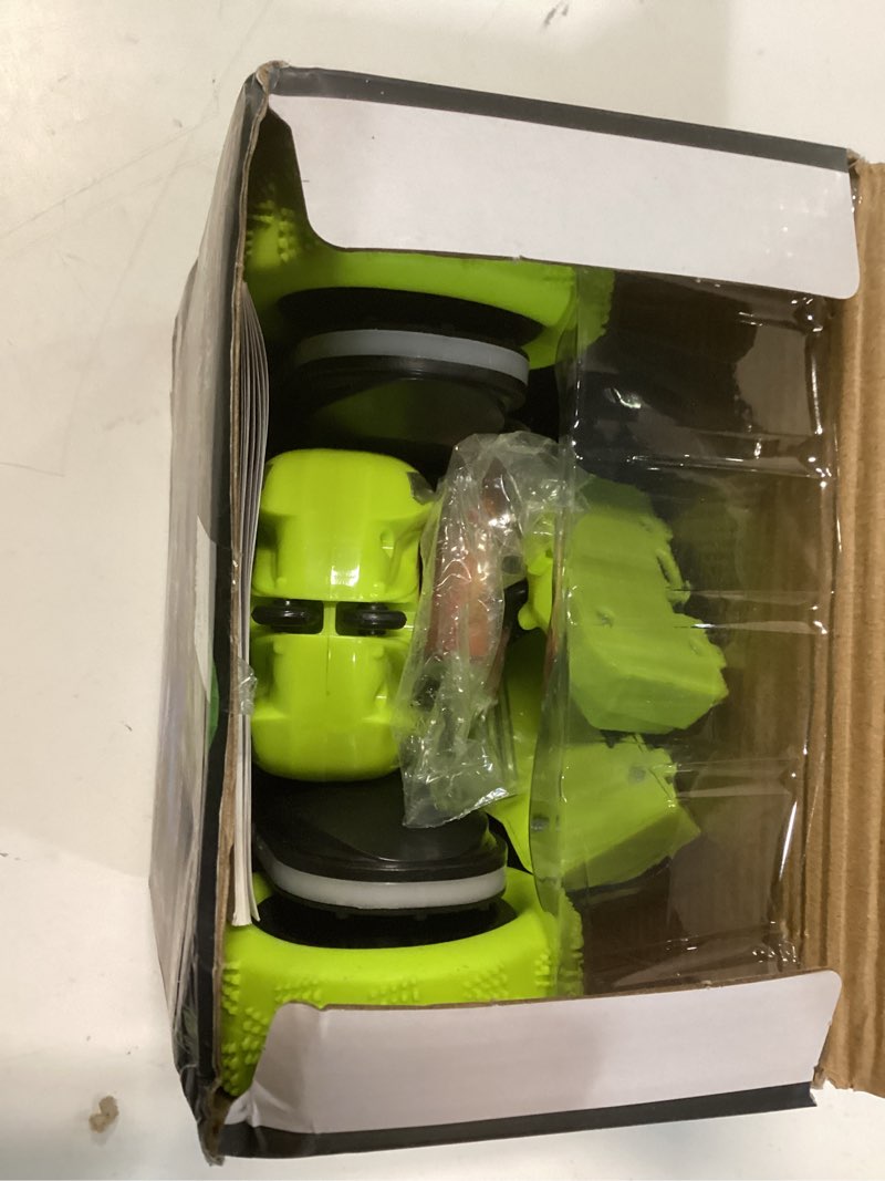 Condition photo showing Good Condition for remote control stunt car–4wd 360° flip double?sided rc car led light bar & modular usb?c battery, 2.4ghz off?road toy, birthday for boys girls ages6?12, green