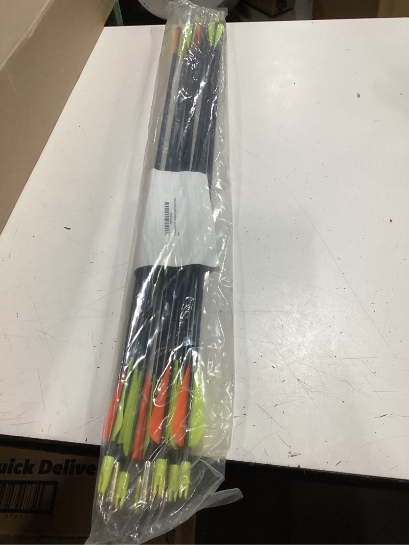 Condition photo showing New/Like New for 12 shiny black® 30" fiberglass target practice arrows