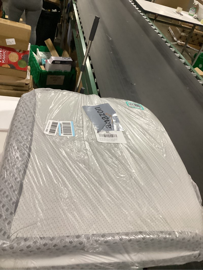 Condition photo showing Good Condition for Sweetnight Tri Folding Mattress - 4-inch Single Size Foldable Mattress with a Collapsible and Washable Cover | Medium-Firm with Non-Slip Design | Suitable for RV Travel, Camping, Guest Single 4 Inch White