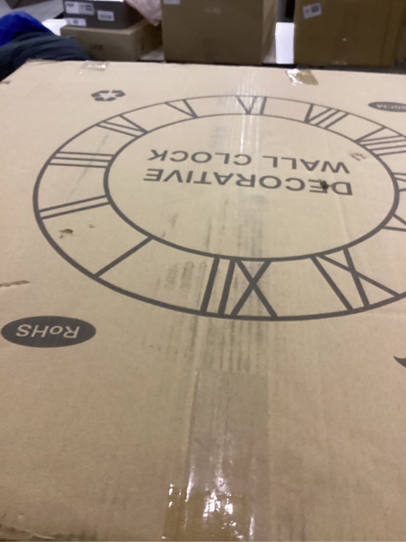 Decorative wall clock