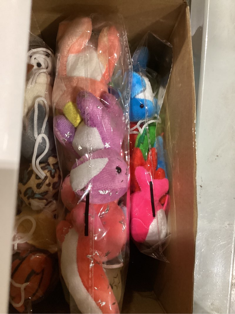 Condition photo showing Good Condition for 72 pack mini stuffed animal, assorted plush toy (dinosaur, zoo, ocean), party favors for kid, perfect for claw machine filler, goody bag stuffers, keychain, carnival prizes, classroom reward gift bulk